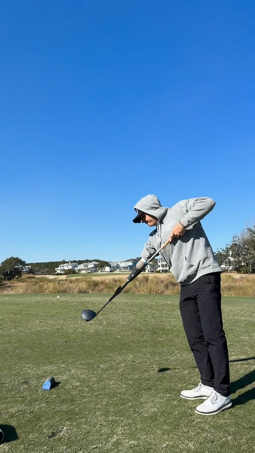 ☎️☎️☎️
.
.
#adaptiveathlete #golf #playwithoutlimits #prosthetics