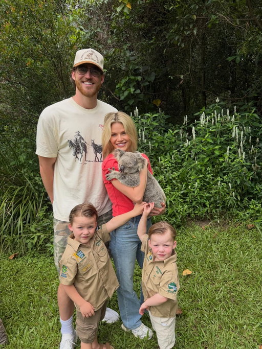 You guys… I’m a little emo writing this while driving away from the zoo 😭 Our time here at @australiazoo can only be described as magic. From meeting these incredible animals, to walking out of our cabin and seeing kangaroos every single morning, to experiencing so many firsts together as a family, this is something I’ll never forget. The biggest shoutout to @robertirwinphotography for putting so much energy and time into planning every detail and welcoming our family into your home. It was so fun to see you in your element, we are incredibly proud of you and everything you stand for. The food + stay at @crocodilehunterlodge was outstanding on every level… officially a bucket-list experience 🤍 now we’re off to the Sunshine Coast! Until next time Australia zoo 🙏🏼🫶🏼🐨

#australia #australiazoo #travel #adventure #familytravelling