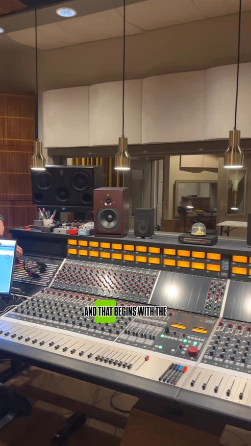 Great session with @the_qtimes at @exaltostudios Recording a brass section, bass, keys and ofcourse the man Q himself on the beats and samples!
•
Don’t forget to comment ‘multitracks’ if you wanna know how to get your hands on the files!