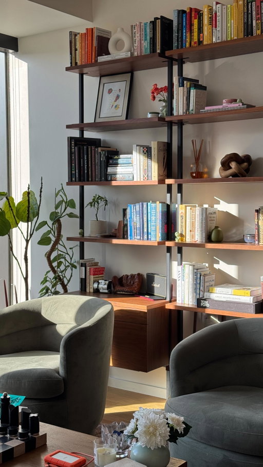 I actually can’t function without a clean home in the morning lol so happy sunday !