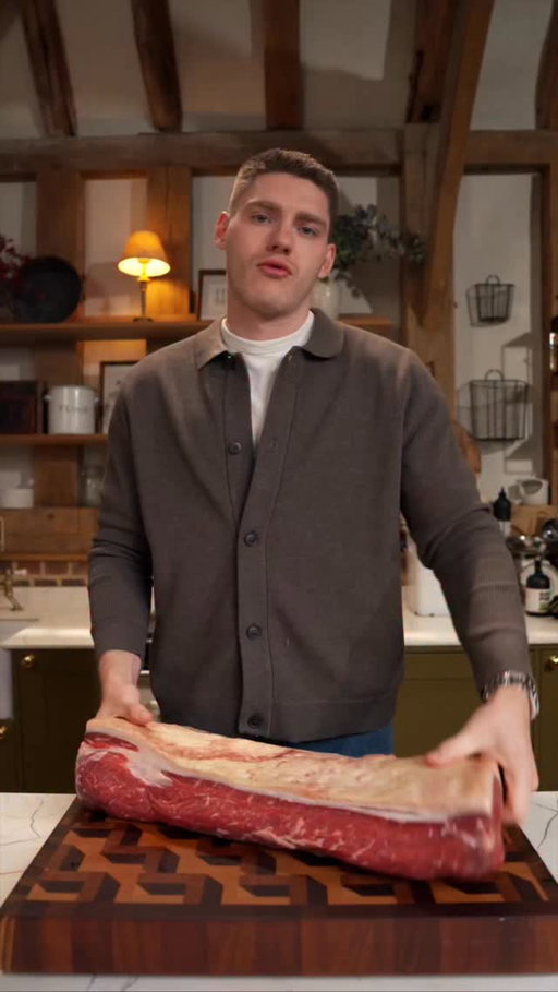 Comment “SIRLOIN” for the full breakdown & steak cooking guide 🥩🔥