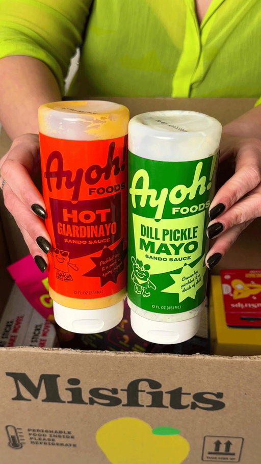 @eatayoh Dill Pickle Mayo and Hot Giardinayo sauces will immediately take your snack game to the next level. 

Find ‘em at Misfits Market!