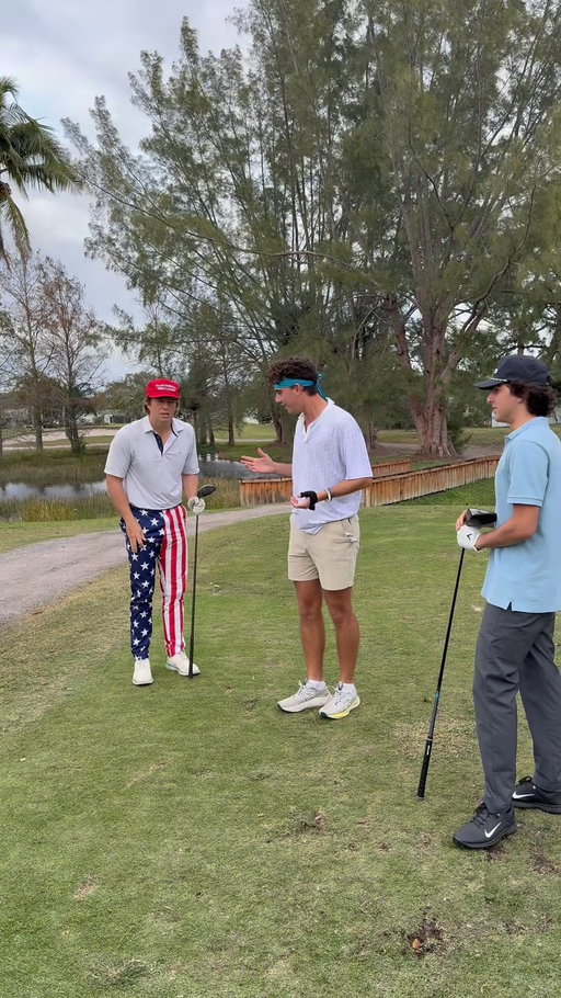 He had no idea! 😳👍👍 
-
-
#donaldtrump #golf #golfswing