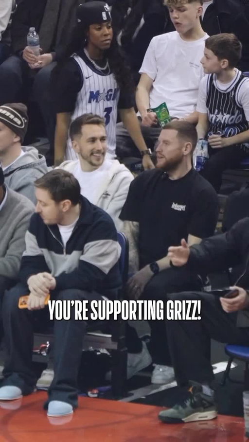 Pure chaos, but so much fun 😂

Go courtside with @behzingagram and @miniminter 🎤🏀

#NBALondon 🇬🇧