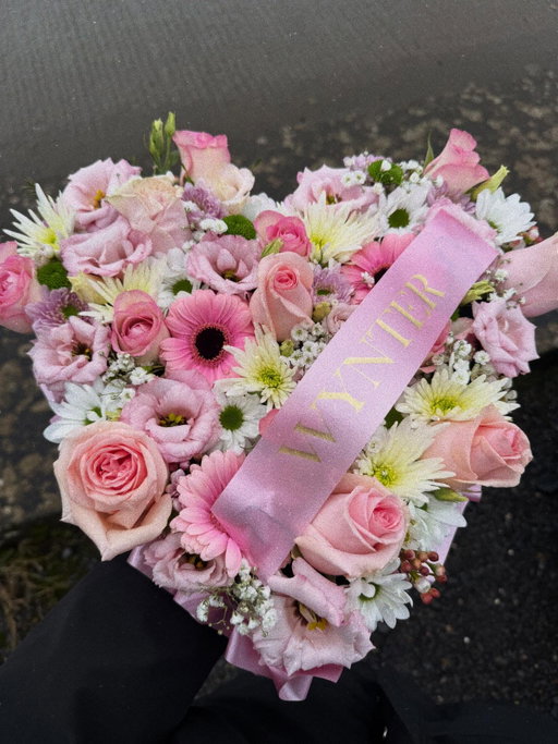 Sending love to heaven on your 2nd birthday, baby Wynter🪽
I often think of what you’d be like if you were here with us now, especially on days like today. 
Standing at your grave 16 weeks pregnant, the same time we lost you, feels like a little sign from you that everything might be okay this time ✨🤍
You’ll always be our first baby, our little guardian angel watching over us 👼🏼💫