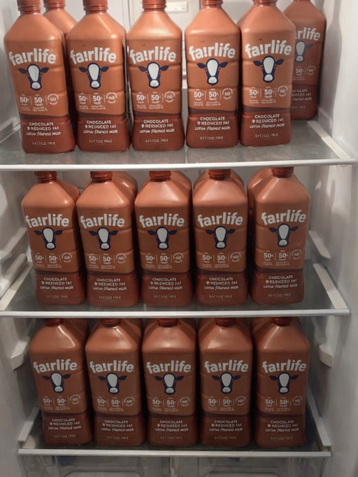 POV: You just opened your dream fridge stocked with delicious fairlife chocolate ultra-filtered milk🤎🤎

📷: @BinBallinYSL on X