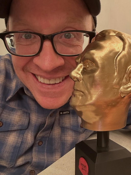 Tonight I was one of the secret guests on the live Taskmaster show in Philadelphia. Truly a dream come true - Taskmaster has been one of my favorite shows for years. Happy to report I won this solid 24 karat gold trophy.