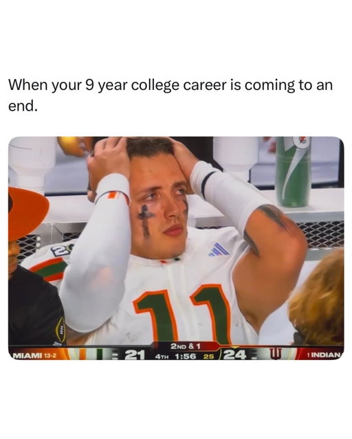 Ironic how the Hispanic QB playing last night in front of Trump had ICE in his veins 💯😂