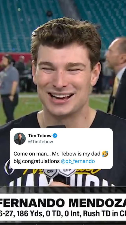 Fernando Mendoza referred to Tim Tebow as “Mr. Tebow” 😂🤝