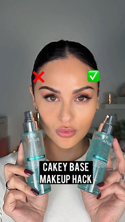 Cakey base? Do this 👇Layer @anua_global PDRN Collagen Glow Facial Serum Spray between every step = smooth + glass skin ✨💙NOW available on Amazon! 

 #AnuaPartner #Makeup #GRWM #Makeuphacks #viralmakeup