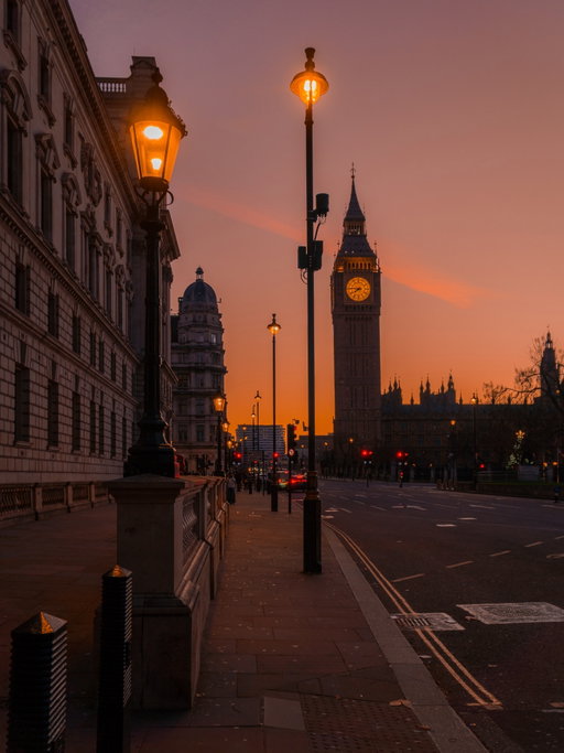 Westminster, London, 7:45am 
Shot on iPhone 17pro 
#visitlondon