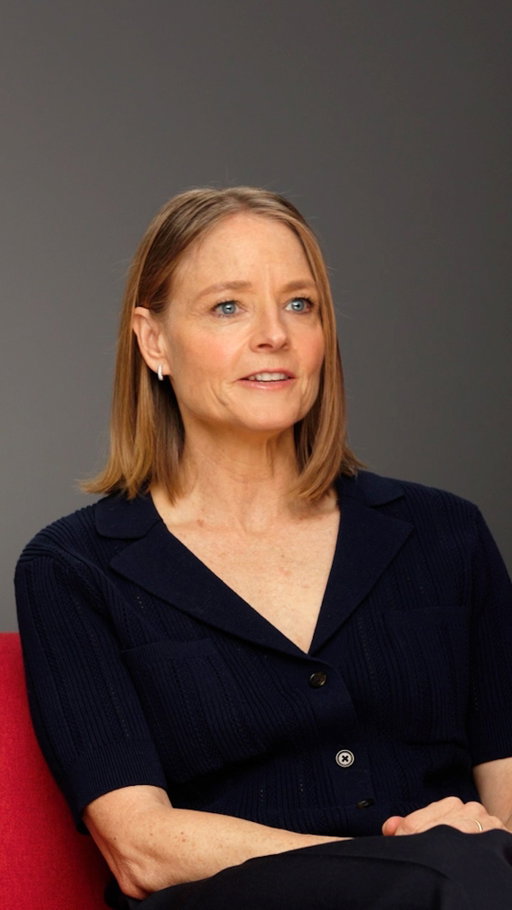 Some French words were a little too difficult for Jodie Foster to say 🐿️

Foster shared some of the words she struggled with in Rebecca Zlotowski’s A PRIVATE LIFE, at the film’s #TIFF50 North American Premiere.

The film returns to TIFF Lightbox on January 23. Grab tickets through the link in our bio.

#jodiefoster #aprivatelife #french #speakingfrench #learningfrench #france
