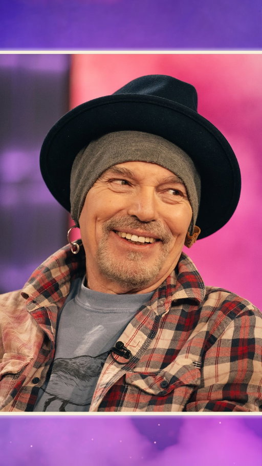 Billy Bob Thornton explains Tommy’s signature look on #Landman 😂