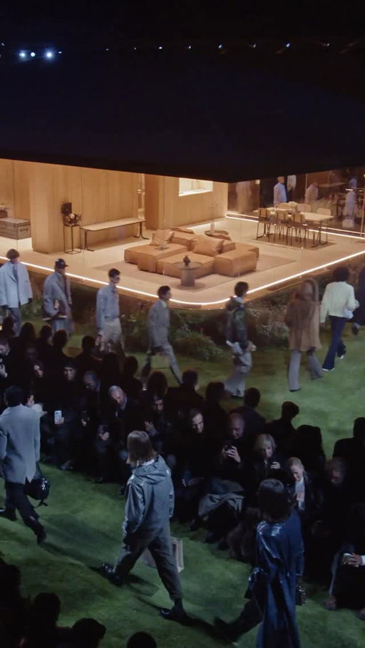 Fall-Winter 2026 Show. An embodiment of enduring expression, @pharrell presented a collection of lasting engineering and meaningful craftsmanship — evoking the sartorial foundation of Louis Vuitton. Watch the full show via link in bio.

Featuring the the original composition “Hit-A Lik” by Quavo, all music from  the show was recorded and produced by Pharrell Williams at the in-house recording studios of the Louis Vuitton headquarters in Paris, where the Men’s Creative Director designs fashion and music as parallel art forms, evolving side by side in real time

#LVMenFW26 #PharrellWilliams #LouisVuitton