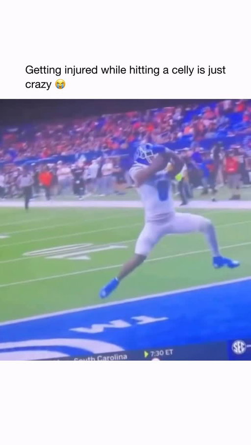 During a 2024 AAC matchup, Memphis wideout Demeer Blankumsee was having a monster game — a career night with six catches, 142 yards, and two touchdowns — before trying to emulate Cristiano Ronaldo’s iconic “SIUUU” jump after a score. Instead of a highlight-reel moment, his leg overextended awkwardly on the landing and he was injured, forcing him out of the game. 🏈😬 ￼

Blankumsee was pacing his team and their playoff hopes were alive — but one risky celebration turned a big day into a sudden setback. It’s wild how something meant to add hype can actually cost you a season. ￼

Maybe keep the celebrations simple, folks. 🤦‍♂️

Follow me (@sickgrabs) for more football 🏈
#CollegeFootball #DemeerBlankumsee #Memphis #CFB #SickGrabs
