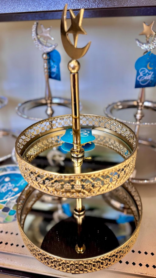 Every year I say I’ll keep Ramadan decor simple… and every year HomeSense tests me 😅🌙

These pieces weren’t here last week — and suddenly the collection feels softer, warmer, and so much more “Ramadan night” vibes.

If you’re decorating in Canada, this aisle is changing fast ✨
Saving this one for inspiration before everything disappears.

💬 Which item would you take home?
🌙 Should I check again next week?

 #RamadanDecorInspo #HomeSenseFinds #RamadanInCanada #ottawamuslimblogger #myhomesense