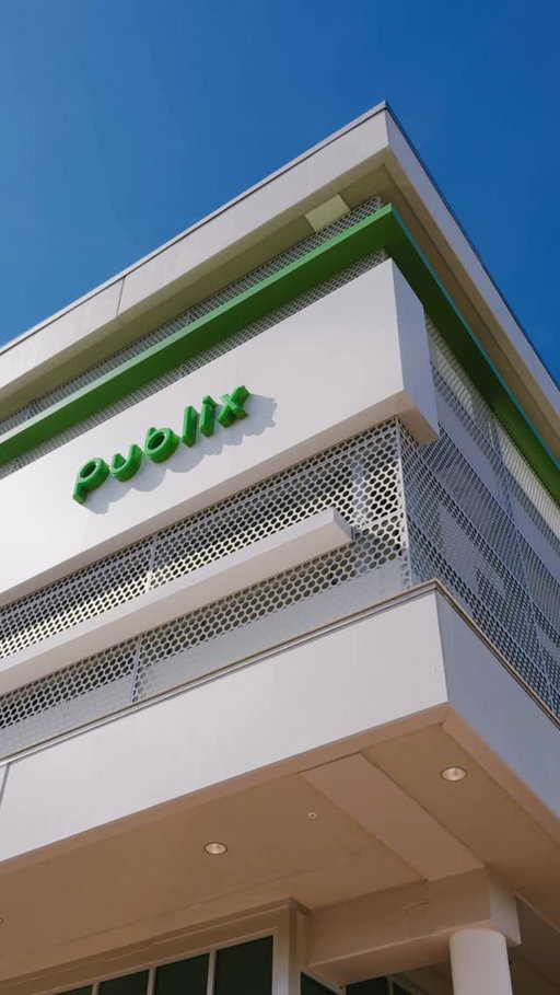 Sharp angles. ✅ Sleek design. ✅ What unique style does your favorite store have?
