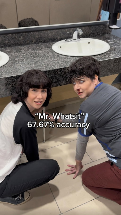 This scene lives rent free in my head 😂 

El: @alittleandroid 
Will: @deceptology 
Me as Mike: @carmenvalentina 
Holly: @lyalyrical 

#strangerthings #strangerthingscosplay #mrwhatsit #mrwhatsitstrangerthings #strangerthingsseason5