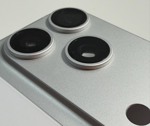 Who loves the silver unibody iPhone 17 Pro’s? Go: #iPhone17Pro #iPhone #Apple2026