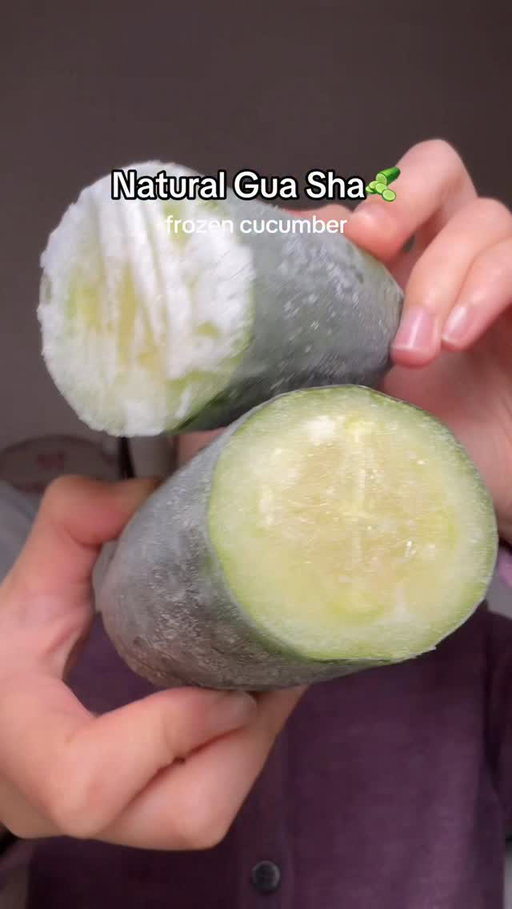 Affordable Beauty Hack: Frozen Cucumber Gua Sha🥒✨ it has so many skin benefits 🤍 

#guasha #koreanskincare #skincaretips #facialtreatment #homeremedy face massage, DIY, ice facial 
Beautyhack ,beauty routine, skincare routine, skin hack