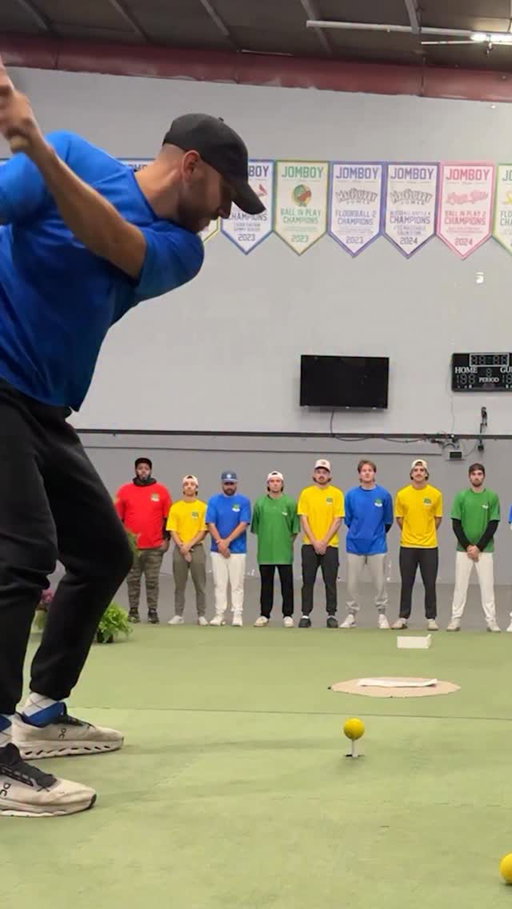 If you flinch you’re out 🏌️‍♂️

#golf #pga #challenge