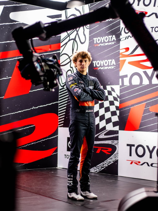 #teamtoyota production day 🎥📸
