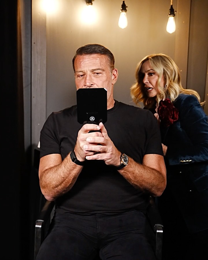 This past weekend at Business Mastery, our participants got a front-row seat to learn from an entrepreneur who truly embodies the fundamentals of success. 
Anastasia Soare.

If you haven’t heard of her, she’s known as the Brow Queen. She immigrated to the U.S. at 31 with not a single cent, spoke zero English, started Anastasia Beverly Hills at 40 — and has since grown it into a $3 billion brand.

@anastasiasoare has done brows for Cindy Crawford, Naomi Campbell, Kim Kardashian, Jennifer Lopez, as well as men like David Beckham and Justin Bieber, and many more.

She wanted to add Tony Robbins to the list, I was a bit concerned. 😄

I told her that working on a face like mine might be a lost cause. 😂   I’m not sure how I feel about it 😆… but if you’ve seen her work, she is a true miracle worker. 

What made this especially powerful for our Business Mastery participants was hearing how she built her business — the passion, hunger, vision, and execution that create long-term success. Every fundamental you want in someone who’s built something exceptional, she embodies.

📘 I really encourage you to pick up her book, Raising Brows: My Story of Building a Billion-Dollar Beauty Empire. It’s phenomenal.  
🎥 And watch for our interview, coming soon on the Tony Robbins Network (available on Amazon Prime Live TV, Roku, and Pluto TV).

Business mastery leaves clues — and this weekend, our room got to study them up close.