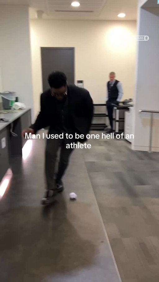 It never left him 😮‍💨🤣