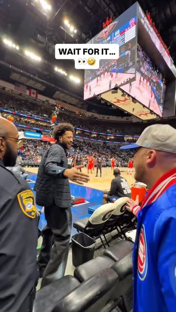 the stare down from Cade😭🤣 (still my mvp) @cadecunn1ngham #nba #basketball #detroitpistons #viral #its2easy