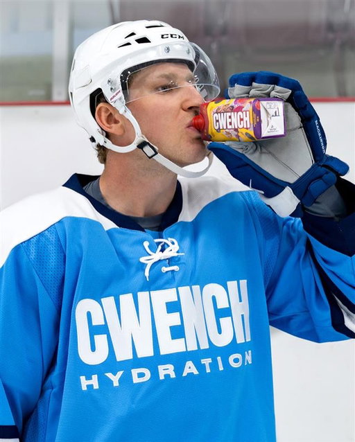 Proud to launch Golden Berry 🍓🫐🇨🇦

Hydration built for the biggest moments.

Grab yours today at CWENCHHydration.ca

#TeamCWENCH