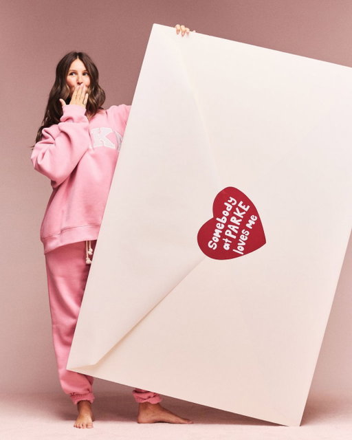 with love, from Chelsea ❤️

parke valentine's day, tuesday, 1.27 @ 10 am est.