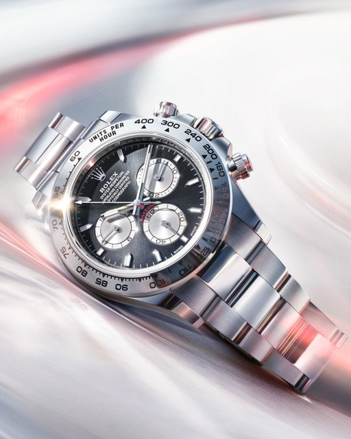 The Cosmograph Daytona. The ultimate racing watch. With its tachymetric scale for reading average speeds up to 400 units per hour. Bright black and steel dial with contrasting chronograph counters. And Oyster bracelet with Oysterlock safety clasp built to remain secure, lap after lap. 40mm, 18ct white gold, calibre 4131.
#Rolex #CosmographDaytona #101031