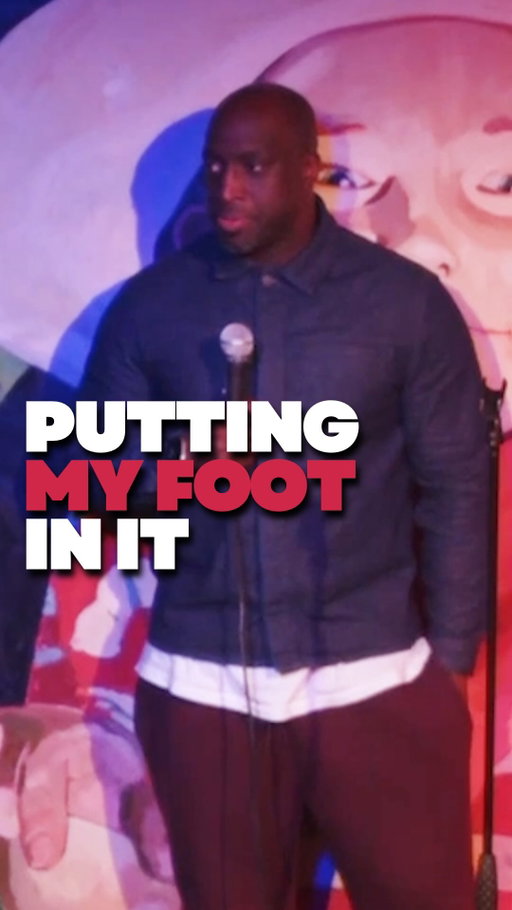 Possibly one of the WORST things that have happened at a gig. Enjoy 😂 

#comedy #ukcomedy #standup #fail #crowdwork