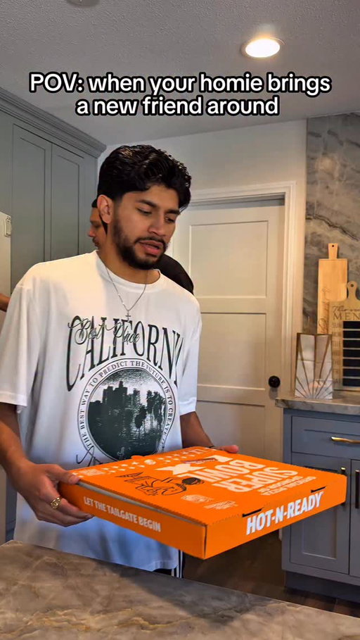 trust bro don’t eat much 🙄

-
.
 #kickbackcrew #reels #skits #comedyskit #hispanic