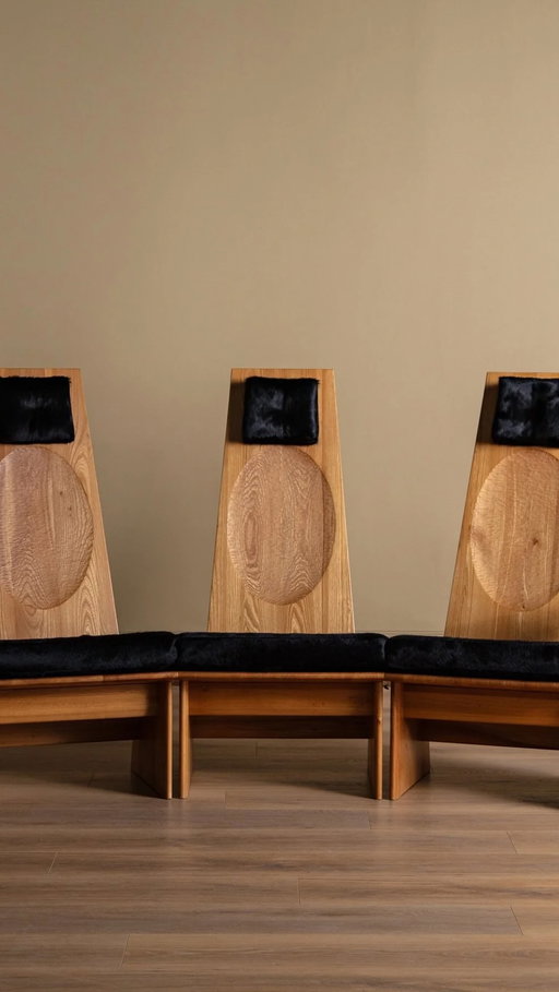 How incredible is this three seater crafted of elm and cowhide by Jean-Jacques Erny, France, circa 1970s. The interplay of form and material creates an elemental, almost monolithic presence that feels deeply tactile. One of those pieces that immediately anchors a space. #vintage #vintagefurniture #lonefox