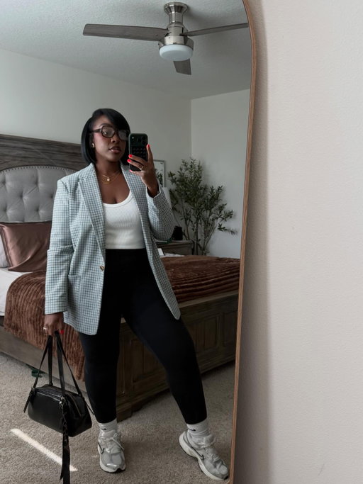 Get dressed, we’re going grocery shopping 🛒✌🏾

Friend, put on the clothes. Idc if we’re just going to the store, we deserve to step. Do your makeup, curl your hair and put 👏🏾 that 👏🏾 sh*t 👏🏾 on. 

Getting dressed to run simple errands has made me feel SO good about myself on the day to day. I used to wait for occasions to get dressed, when the occasion is waking up this morning (periodddd) 🤏🏾
 
No more excuses, mama.  We’re wearing the clothes and looking good every time we leave the house. Even if it’s just for school pick up. 

Cuz we’re not regular moms, we’re cool moms 😉 😘