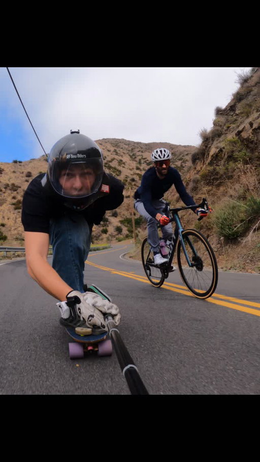 Two worlds, one love

Little throw back to when Josh got us together with @safabrian and we enjoyed some dual sport descents. Remains one of my favorite sessions ever.

#cycling #downhillskateboarding #descentdisciples