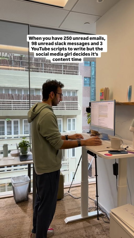 when the social media girl decides it’s content time…

what do you think of my dance moves? 😅🕺