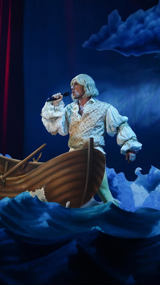 Laissez-vous transporter dans l'univers complètement romantique de Pascal Morrissette! 🌊

👉🏼 Voyez sa reprise complète de « Aimer » grâce à Loto-Québec au lien dans notre bio.

📺 Zénith, les jeudis 20h en direct sur @icirctele et @icitoutv