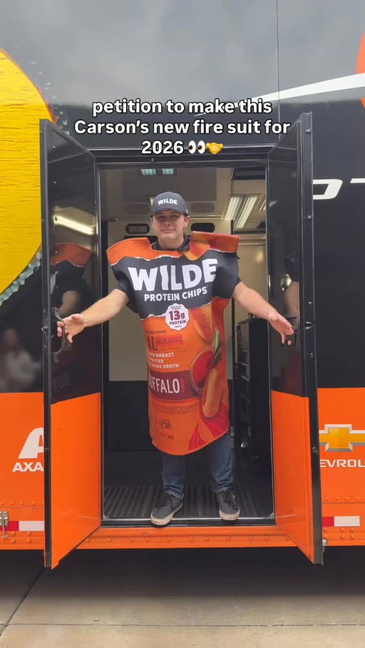 when they say to get in your racing uniform, but yours is a chip bag 😜

#wildepartner