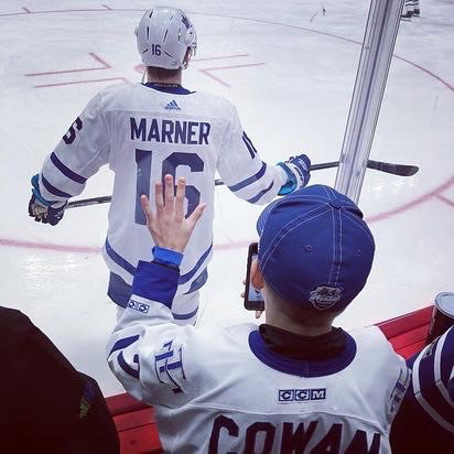Pretty special when you get to share the ice with your favorite player growing up 💙 

Watch the @vegasgoldenknights when they take on the @mapleleafs TONIGHT at 7p ET on @sportsnet!

(📸: Sportsnet)