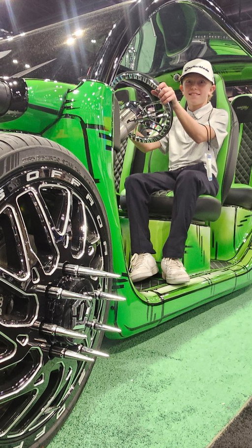 Fastest golf carts at the 2026 PGA Golf Show.  This thing is definitely an head turner. 

#PGAShow 
#golf 
#golfaddict 
#golfer
#juniorgolfer