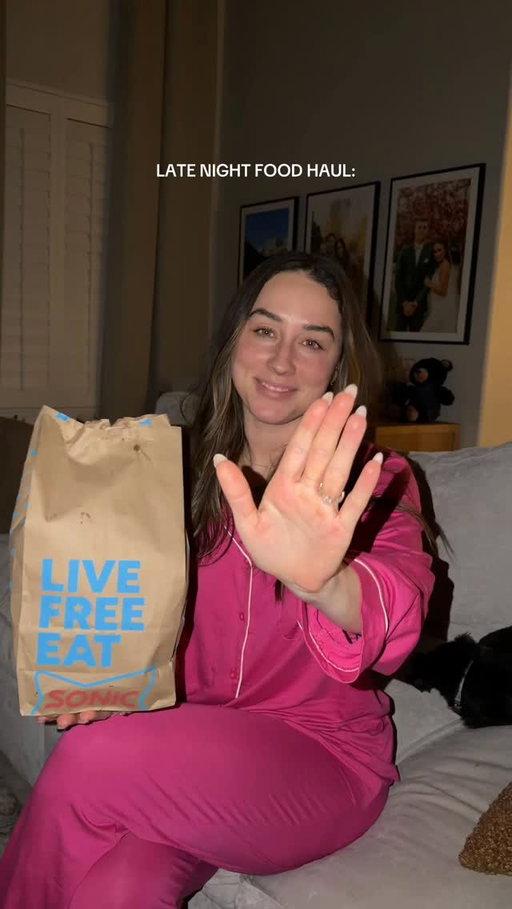 This is it. This is the one. The All-American SONIC Smasher rules them all. It’s time to give @sonicdrivein the crown they deserve. Also it’s only 6 buckssss. #SonicPartner