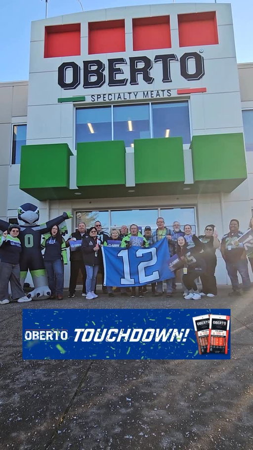 108 years. Seattle born. 12s forever. 💙💚
Blue Friday hits different at home. Go Hawks! 🏈🥩