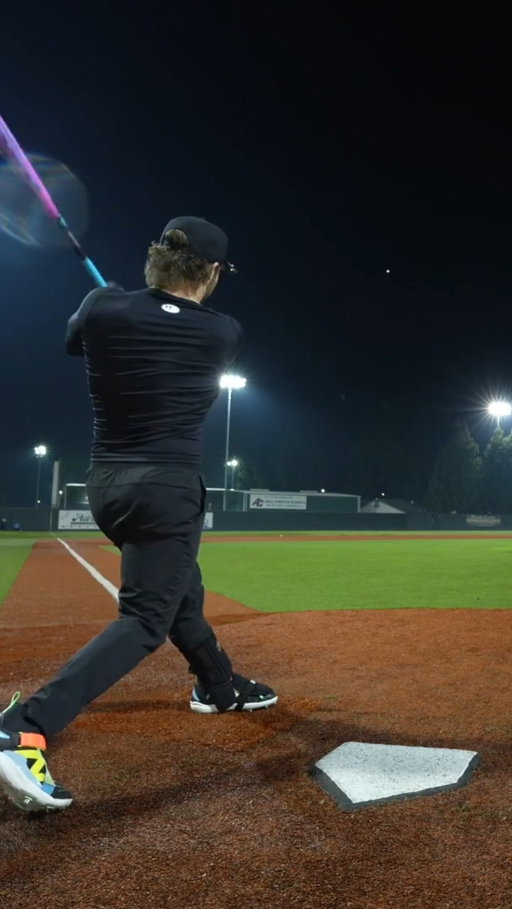 See ya ball. Atlas Hybrid brings light tower power.

🎥 : @baseballbatbros
