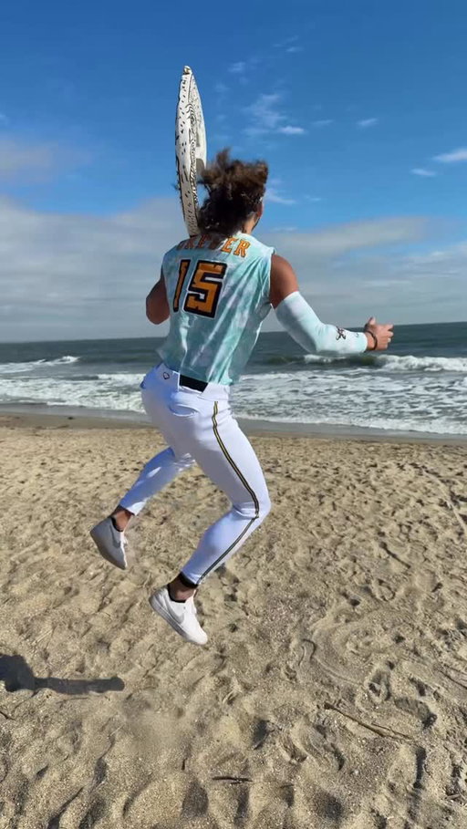 The hook has arrived and the vibes are loco at Loco Beach 🤪 #viralreels #bananaball #girldad
