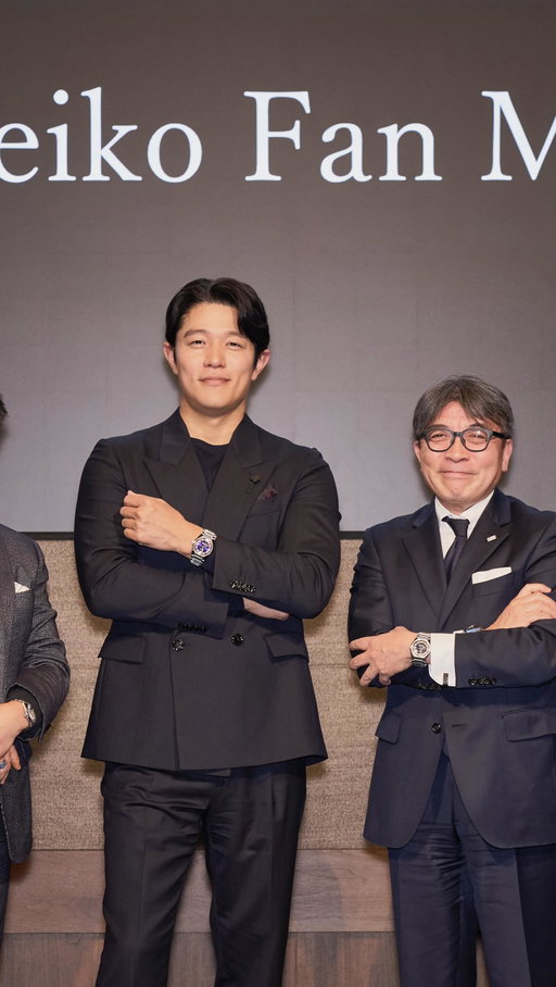 <キングセイコー>

2025年12月に開催した King Seiko Fan Meeting のダイジェストをお届けします。
キングセイコー グローバルアンバサダー鈴木亮平氏、高級時計専門誌クロノス日本版編集長 広田雅将氏、Hodinkee Japan 編集長関口優氏、そしてキングセイコーのデザインを担当する松本が、キングセイコーの魅力について語り合いました。
今後、公式サイトおよび本アカウントにて、トークショーの模様を順次公開予定です。ぜひご期待ください。

#kingseikofanmeeting
#Seiko #セイコー #kingseiko #キングセイコー #KSK #KS1969 #VANAC #watch #watches #automatic #watchfan #watchesofinstagram #madeinjapan