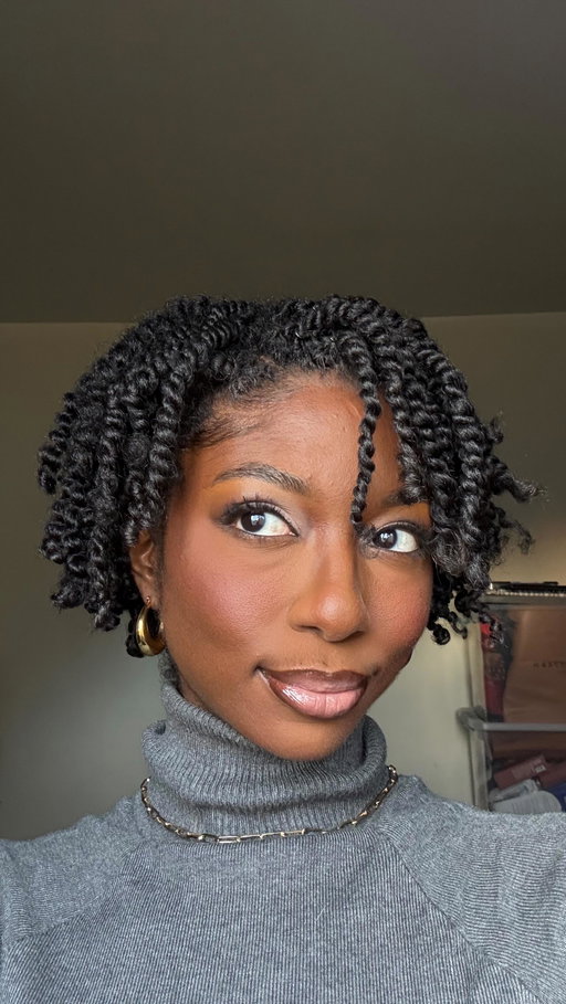 It’s giving protection in the front, party in the back 🤭

This hairstyle was unintentional so I didn’t film this time but I will next time!! I really thought I was just gonna do a full twistout but then it occurred to me to leave the twists in the front in and I did something with this! For one, I be wanting mini twists but sometimes lack the energy for the parting and teeny twisting to get the look. For two, in the times I have done mini twists I fear they be looking a little boneless 😖😭. 

So this twistout/twistin alternative is so perfect because I get a lot of the benefits I love about mini twists such as protecting the front of my head (which is really where I feel I need it most lol) but without taking as much time and I have fullness!!