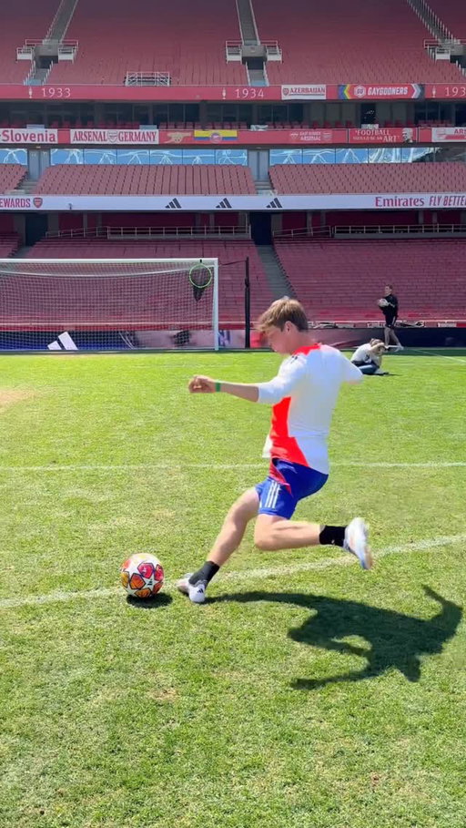 Can you shoot like Messi?😨 #viral #reels