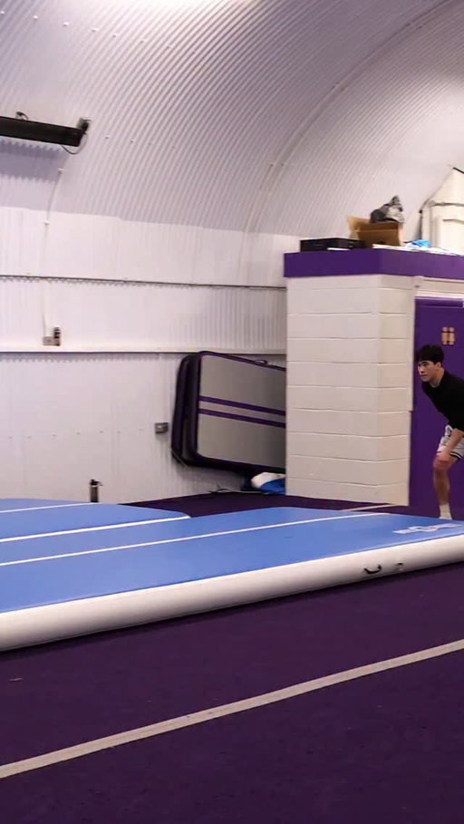 I gotta be the prime minister of jank airtrack tumbles 💀 my best quality is being able to save any directional error somehow and still manage to get to a good finisher 🤾‍♂️

First clip was hella fun to do, @davidegymnastics 's birthday wish was to see it so I had to give it a shot, love the way it came out!

If you're interested in learning tricking moves, @kojostricklab has a catalogue of tutorials on almost every move in the sport!
#kojostricklab

#tumbling #tricking #airtrack #gymnastics